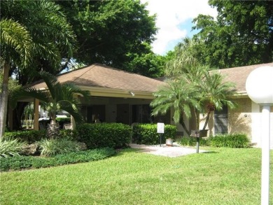 This fully renovated 3/2, 1st flr home offers the perfect blend on Palm-Aire Country Club and Resort - Palms in Florida - for sale on GolfHomes.com, golf home, golf lot