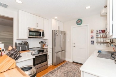 Don't miss this adorable 3 bedrooms 2 baths with an office and on Dubsdread Golf Course in Florida - for sale on GolfHomes.com, golf home, golf lot