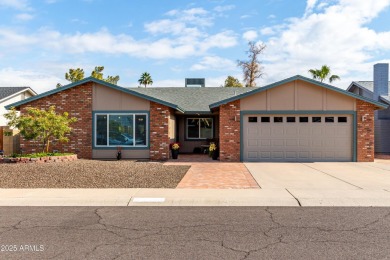 Beautifully remodeled four-bedroom home located on the 6th hole on Ahwatukee Country Club in Arizona - for sale on GolfHomes.com, golf home, golf lot