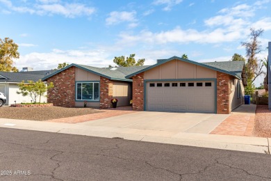 Beautifully remodeled four-bedroom home located on the 6th hole on Ahwatukee Country Club in Arizona - for sale on GolfHomes.com, golf home, golf lot