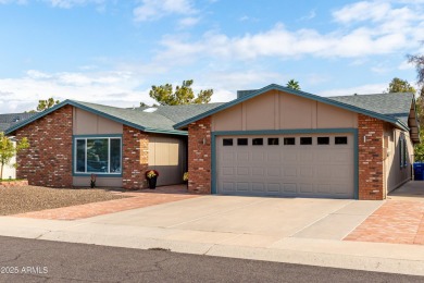 Beautifully remodeled four-bedroom home located on the 6th hole on Ahwatukee Country Club in Arizona - for sale on GolfHomes.com, golf home, golf lot