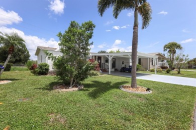 This 1986 Three bedroom Jacobsen built home is sure to please on Maple Leaf Golf and Country Club in Florida - for sale on GolfHomes.com, golf home, golf lot