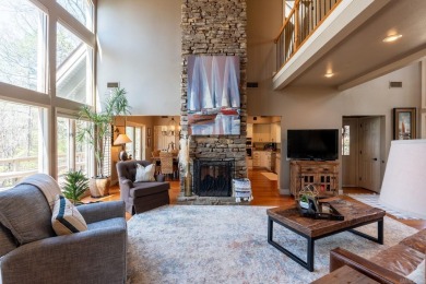 This home and its property (2 stunning boulder-filled lots) are on Red Apple Inn and Country Club in Arkansas - for sale on GolfHomes.com, golf home, golf lot