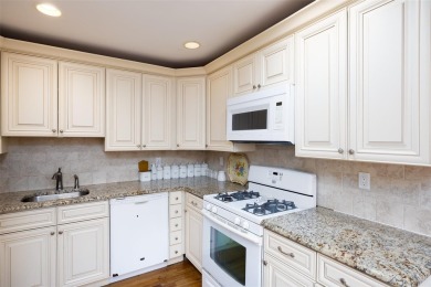 EDGEWATER CHARM IN NASSAU SHORES--THIS ONE'S HARD TO IGNORE! on Peninsula Golf Club in New York - for sale on GolfHomes.com, golf home, golf lot