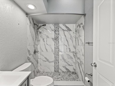 One or more photo(s) has been virtually staged. HUGE PRICE on Summertree Golf Course in Florida - for sale on GolfHomes.com, golf home, golf lot