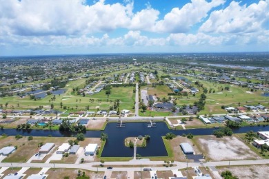 SPACIOUS waterfront home in Florida Paradise! 

Perfect for on Rotonda Golf and Country Club The Hills Course in Florida - for sale on GolfHomes.com, golf home, golf lot