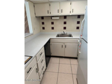 GREAT INVESTMENT OPPORTUNITY!  1 Bedroom 1 Bath unit located at on Daytona Beach Golf Club in Florida - for sale on GolfHomes.com, golf home, golf lot