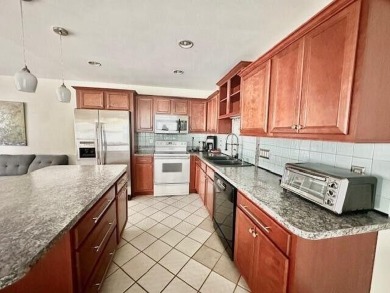 Come See this New to the Market, 1 Bed/1.5 Bath Single Level on Kings Point Golf -Flanders Way in Florida - for sale on GolfHomes.com, golf home, golf lot