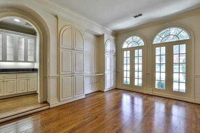 Wonderfully designed home with beautiful trees and lush on Mira Vista Country Club in Texas - for sale on GolfHomes.com, golf home, golf lot