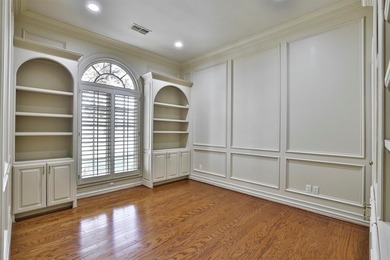 Wonderfully designed home with beautiful trees and lush on Mira Vista Country Club in Texas - for sale on GolfHomes.com, golf home, golf lot