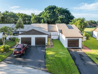 Great villa on the golf course, beautifully updated new kitchen on Colony West Country Club in Florida - for sale on GolfHomes.com, golf home, golf lot