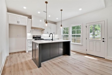 MOVE-IN READY! Discover this stunning new cons't craftsman style on Bella Vista Country Club - Highlands in Arkansas - for sale on GolfHomes.com, golf home, golf lot