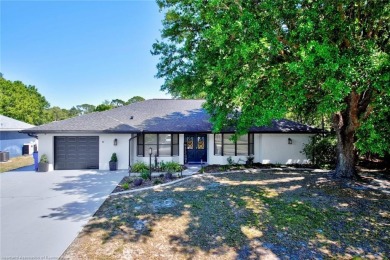 OPEN HOUSE SATURDAY APRIL 5TH 11AM-1PM.....Welcome to this on Sun n Lake Golf and Country Club in Florida - for sale on GolfHomes.com, golf home, golf lot