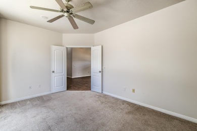 Fresh interior and exterior paint, makes this one shine like a on Southgate Golf Course in Utah - for sale on GolfHomes.com, golf home, golf lot