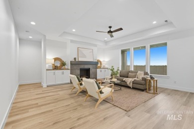 Thoughtfully designed single-level floor plan offers 3 bedrooms on Hunters Point Golf Club in Idaho - for sale on GolfHomes.com, golf home, golf lot
