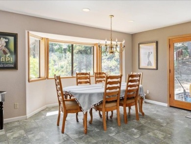 Close to Golf Course and Park - This 1886 square foot split on Forest Meadows Golf Course in California - for sale on GolfHomes.com, golf home, golf lot