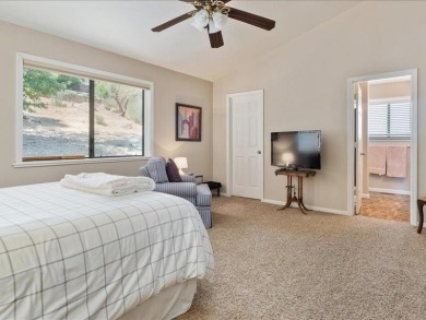 Close to Golf Course and Park - This 1886 square foot split on Forest Meadows Golf Course in California - for sale on GolfHomes.com, golf home, golf lot