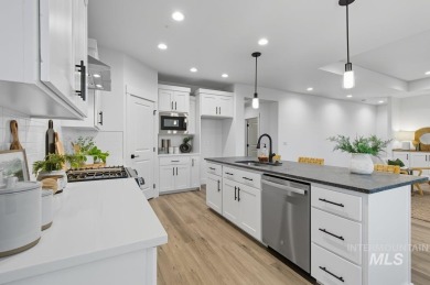 Thoughtfully designed single-level floor plan offers 3 bedrooms on Hunters Point Golf Club in Idaho - for sale on GolfHomes.com, golf home, golf lot