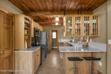 OPEN HOUSE SATURDAY 5/17 12.-2 PM
Waterfront and on a golf on Stone Dock Golf Course in New York - for sale on GolfHomes.com, golf home, golf lot