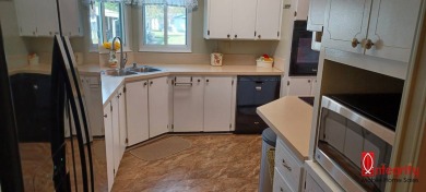 Come settle down and relax in a beautiful manufactured home with on Fairways Country Club in Florida - for sale on GolfHomes.com, golf home, golf lot