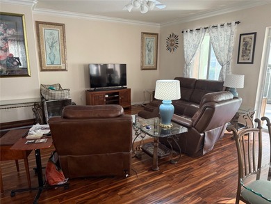 Enjoy this great Santa Rosa Model 2/2 with Den Located in the on Eagle Ridge At Spruce Creek Country Club in Florida - for sale on GolfHomes.com, golf home, golf lot