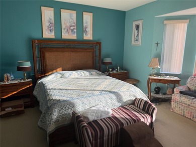 Enjoy this great Santa Rosa Model 2/2 with Den Located in the on Eagle Ridge At Spruce Creek Country Club in Florida - for sale on GolfHomes.com, golf home, golf lot