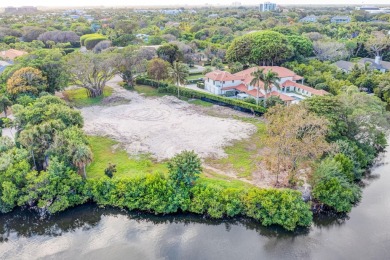 Live in South Florida's exclusive and prestigious golf gated on Seminole Golf Club in Florida - for sale on GolfHomes.com, golf home, golf lot