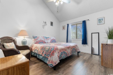 Welcome to this charming 2-bedroom, 2-bathroom condo in the on Island Green Golf Club in South Carolina - for sale on GolfHomes.com, golf home, golf lot