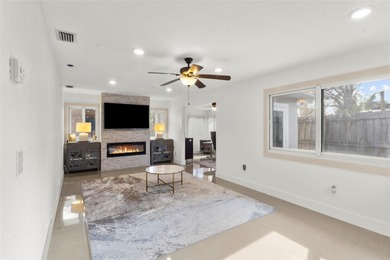 ***HUGE PRICE REDUCTION- MOTIVATED SELLER!!!*** West of the on Sara Bay Country Club in Florida - for sale on GolfHomes.com, golf home, golf lot