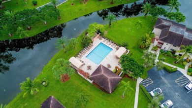 Beautifully Remodeled 2-Bedroom Lakefront Apartment in The Pines on Boca Lago Golf and Country Club in Florida - for sale on GolfHomes.com, golf home, golf lot