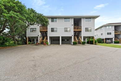 Don't miss the opportunity to own this lovely, well maintained on Oak Island Golf Club in North Carolina - for sale on GolfHomes.com, golf home, golf lot