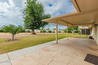Hurry to this great Gemini home! Home features an updated on Union Hills Country Club in Arizona - for sale on GolfHomes.com, golf home, golf lot