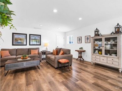 Rare Single-Level Gem in the Heart of Eagle! Ideally located on Eagle Hills Golf Course in Idaho - for sale on GolfHomes.com, golf home, golf lot