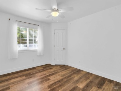 Rare Single-Level Gem in the Heart of Eagle! Ideally located on Eagle Hills Golf Course in Idaho - for sale on GolfHomes.com, golf home, golf lot