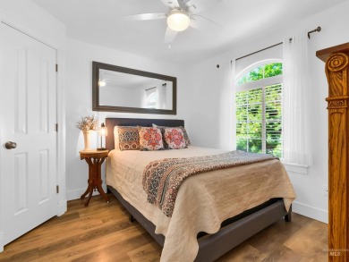 Rare Single-Level Gem in the Heart of Eagle! Ideally located on Eagle Hills Golf Course in Idaho - for sale on GolfHomes.com, golf home, golf lot