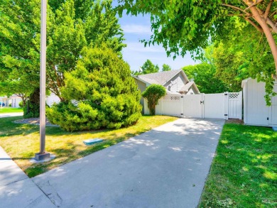 Rare Single-Level Gem in the Heart of Eagle! Ideally located on Eagle Hills Golf Course in Idaho - for sale on GolfHomes.com, golf home, golf lot