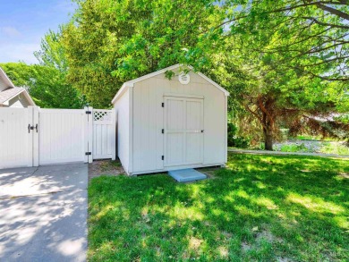 Rare Single-Level Gem in the Heart of Eagle! Ideally located on Eagle Hills Golf Course in Idaho - for sale on GolfHomes.com, golf home, golf lot