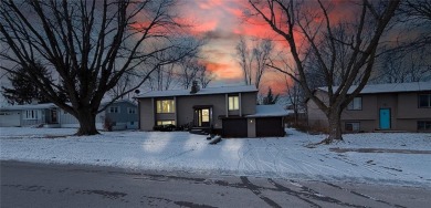 Move into your new home with a $5,000 HOME BUYER CREDIT! Welcome on Saddleback Ridge Golf Course in Iowa - for sale on GolfHomes.com, golf home, golf lot