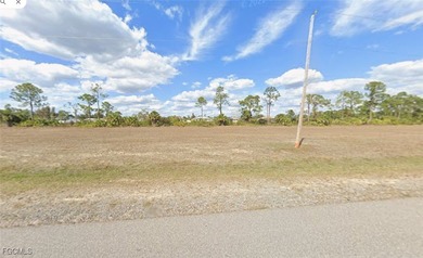 Fantastic waterfront lot in Northeast Cape Coral offering a rare on Del Tura Golf and Country Club in Florida - for sale on GolfHomes.com, golf home, golf lot