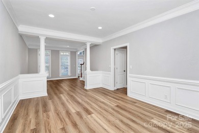 Traditional all-brick 6BR, 4BA home on the 6th tee box of on Birkdale Golf Club in North Carolina - for sale on GolfHomes.com, golf home, golf lot