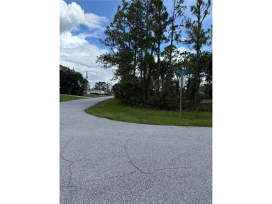 Looking for that perfect piece of land to build your slice of on Bobcat Trail Golf Club in Florida - for sale on GolfHomes.com, golf home, golf lot