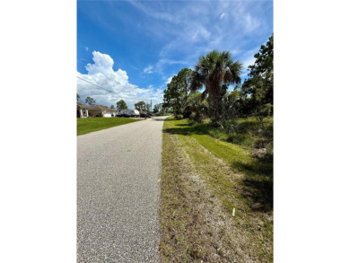Looking for that perfect piece of land to build your slice of on Bobcat Trail Golf Club in Florida - for sale on GolfHomes.com, golf home, golf lot