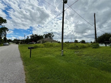 Looking for that perfect piece of land to build your slice of on Bobcat Trail Golf Club in Florida - for sale on GolfHomes.com, golf home, golf lot