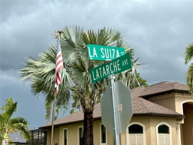 Looking for that perfect piece of land to build your slice of on Bobcat Trail Golf Club in Florida - for sale on GolfHomes.com, golf home, golf lot