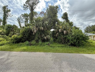 Looking for that perfect piece of land to build your slice of on Bobcat Trail Golf Club in Florida - for sale on GolfHomes.com, golf home, golf lot