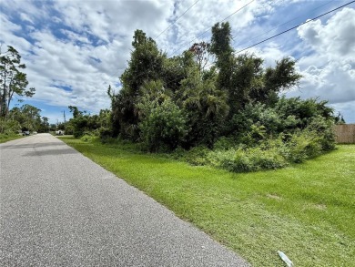 Looking for that perfect piece of land to build your slice of on Bobcat Trail Golf Club in Florida - for sale on GolfHomes.com, golf home, golf lot