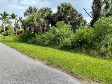 Looking for that perfect piece of land to build your slice of on Bobcat Trail Golf Club in Florida - for sale on GolfHomes.com, golf home, golf lot