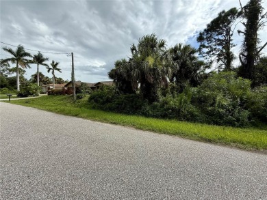 Looking for that perfect piece of land to build your slice of on Bobcat Trail Golf Club in Florida - for sale on GolfHomes.com, golf home, golf lot