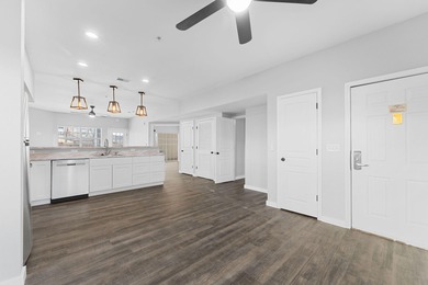 Investment Property or your vacation Retreat!A 2 bedrooom/ 2 on  in Missouri - for sale on GolfHomes.com, golf home, golf lot