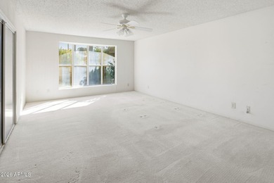 Popular Alameda model with 3 bedrooms and 2 bathrooms. Nice open on Cottonwood Country Club in Arizona - for sale on GolfHomes.com, golf home, golf lot